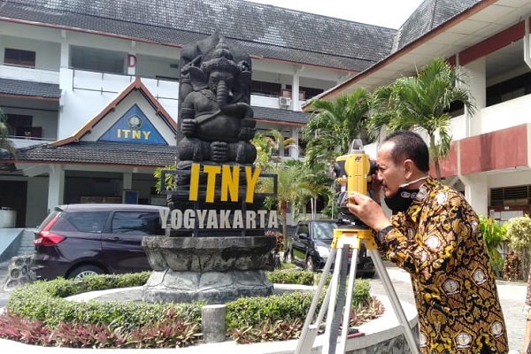 Update Peralatan Laboratorium, FTM ITNY Terima Bantuan Drone &amp; Total Station