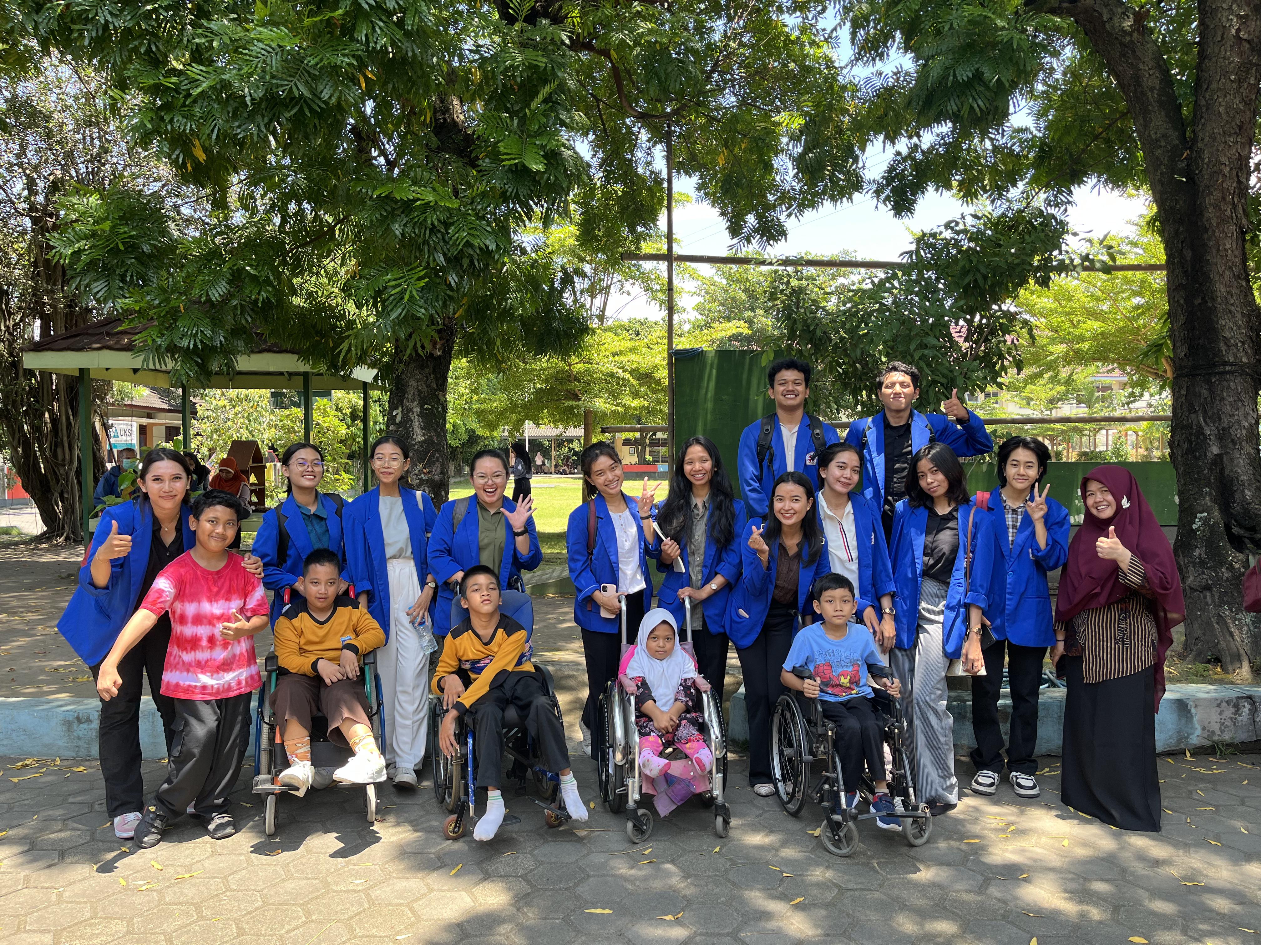Mahasiswa Keperawatan STIKes Panti Rapih Asah Empati Melalui Field Trip ke SLB Negeri 1 Bantul