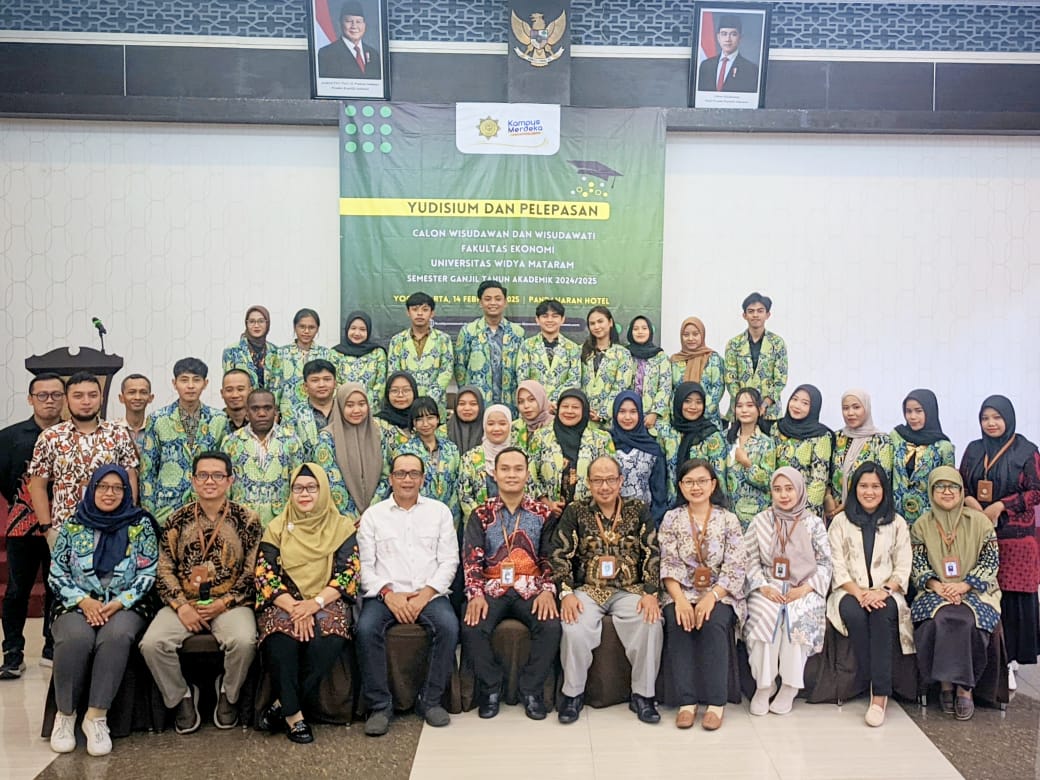 MENAPAKI JALAN SUKSES, FE UWM BERHASIL MELULUSKAN 28 MAHASISWA