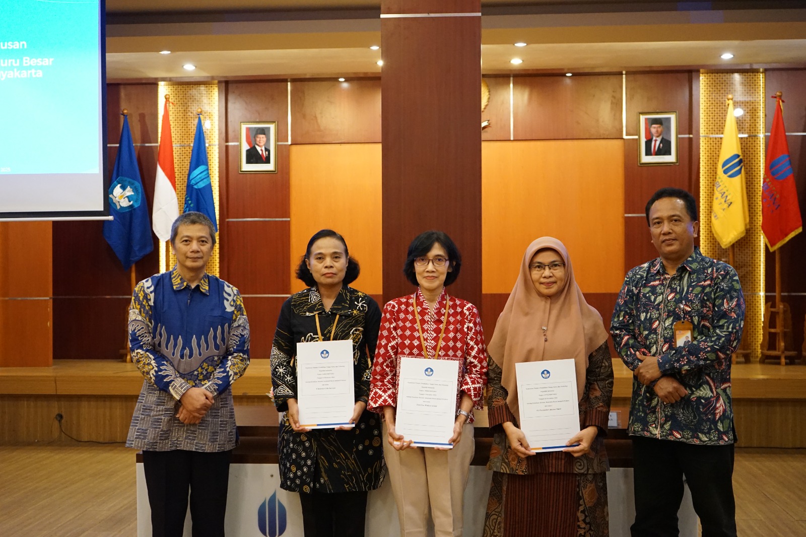 3 Dosen UMBY Terima SK Guru Besar