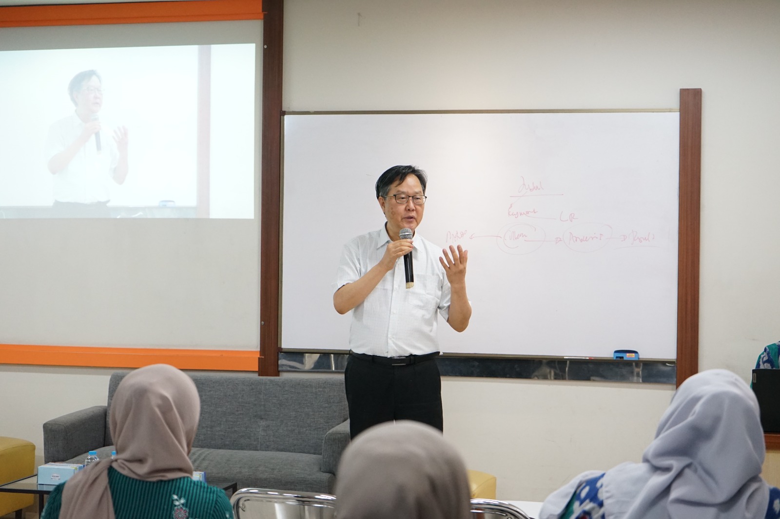 Bahas Strategi Publikasi Ilmiah, UMBY Gandeng Inha University Gelar Workshop