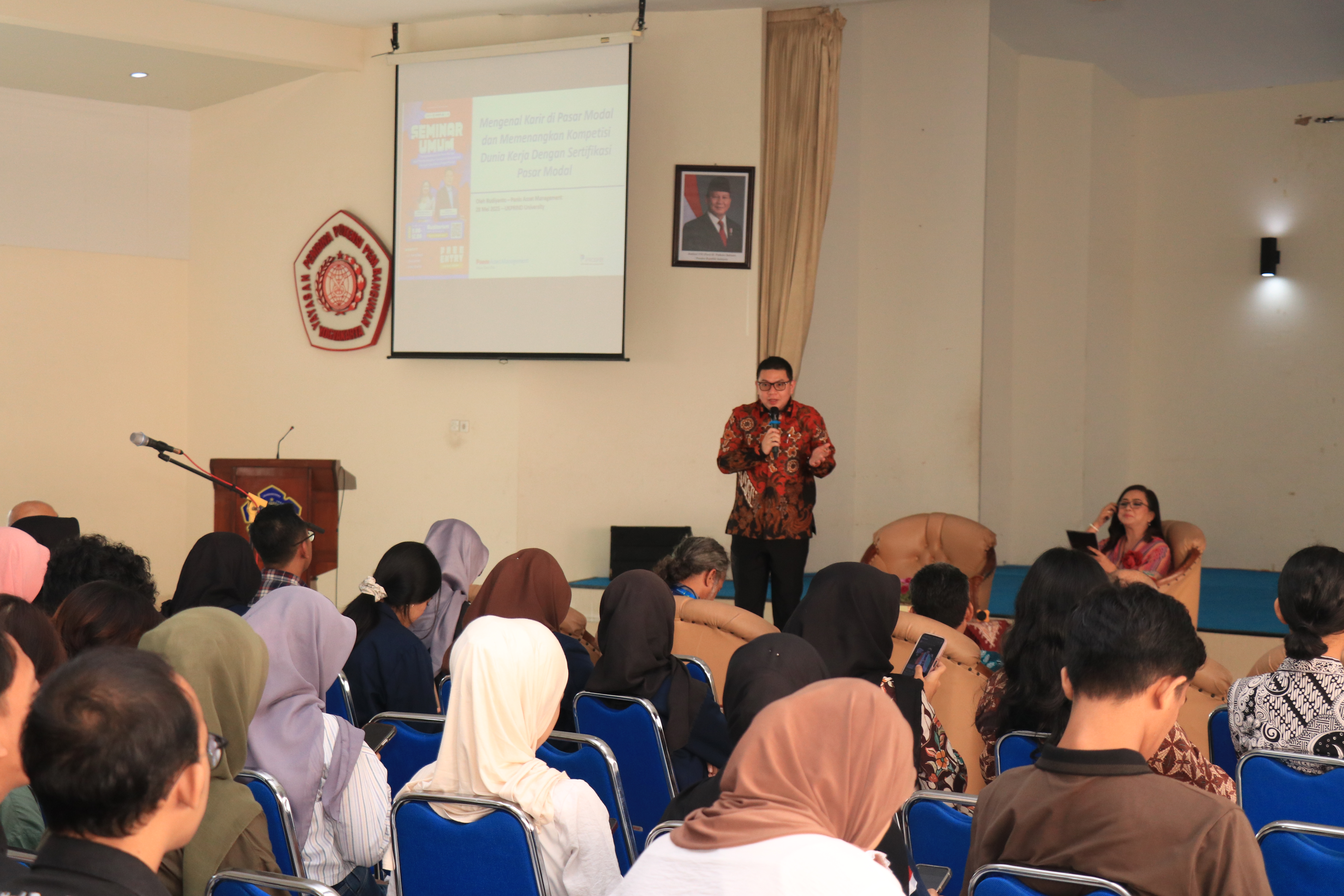 Seminar Pasar Modal di AKPRIND University: Kunci Sukses Karir dengan Sertifikasi dan Pemahaman Investasi