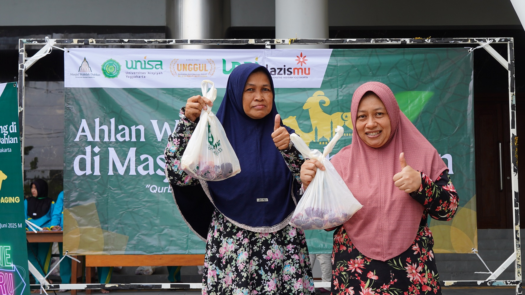 Gunakan Telobag, Kurban Ramah Lingkungan Ala Masjid Walidah Dahlan Unisa Yogyakarta