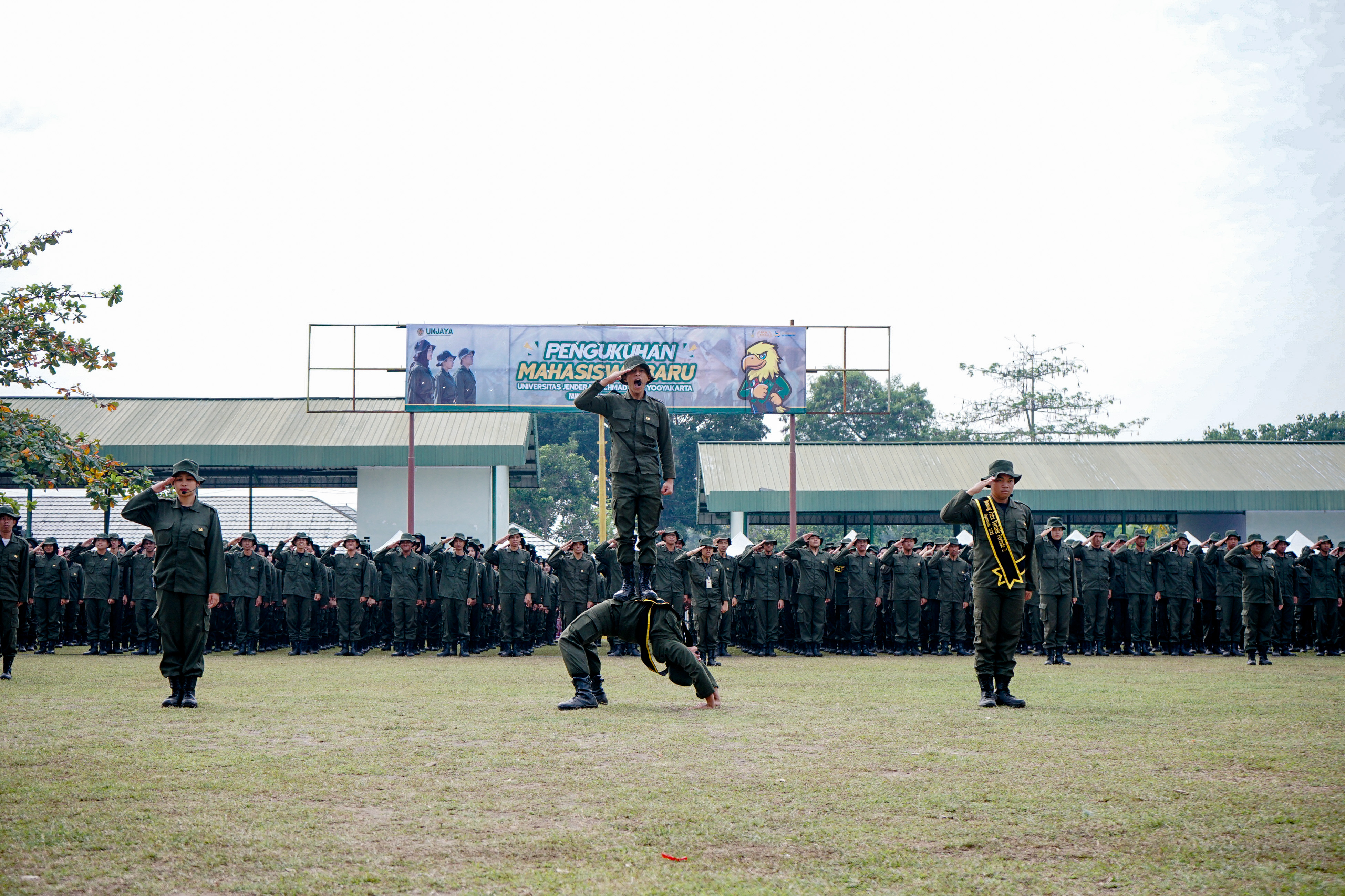 Pengukuhan Mahasiswa Baru Unjaya Tahun Akademik 2025/2026 Dimeriahkan dengan UKM Fair