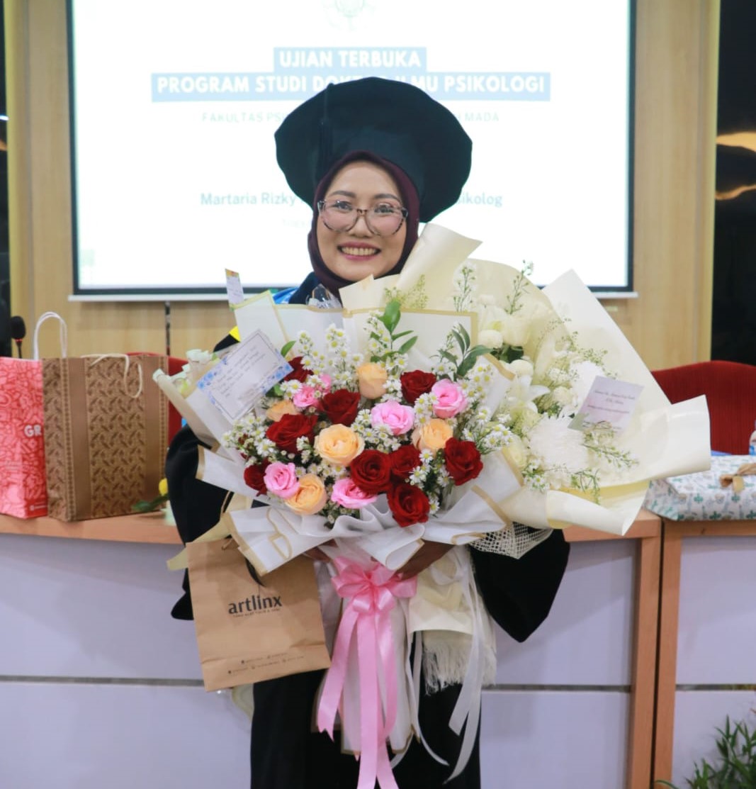 Ciptakan HypnoDiaCare dan Tembus Jurnal Q1, Martaria Rizky Dosen Psikologi UMBY Raih Gelar Doktor