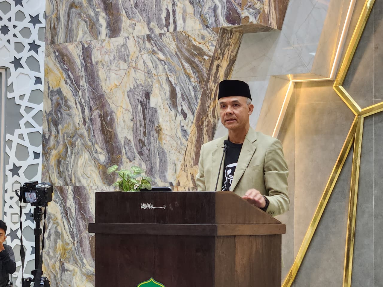 Ganjar Pranowo Isi Kuliah Kebangsaan di Masjid Walidah Dahlan UNISA Yogyakarta, Tegaskan Pentingnya Keadilan Sosial