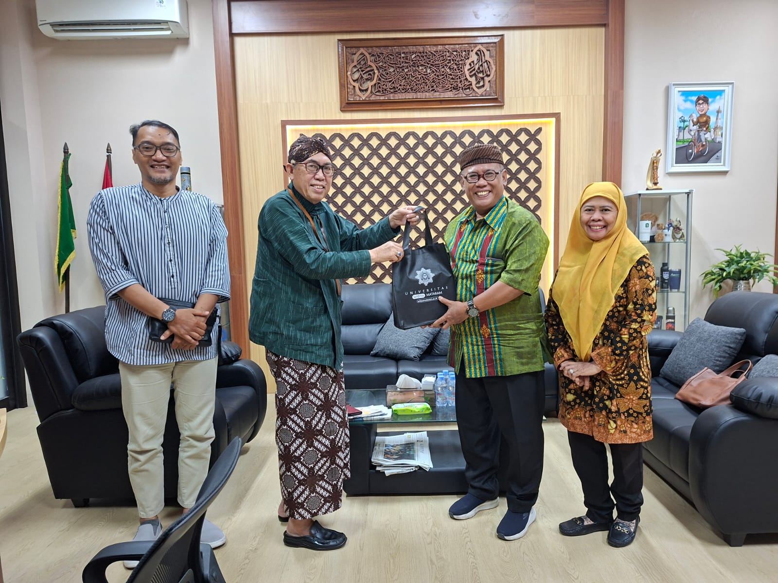 Rektor UWM Terima Kunjungan Koperasi Roso Tunggal LLDikti V, Bahas Penguatan Koperasi Pegawai Berbasis Syariah