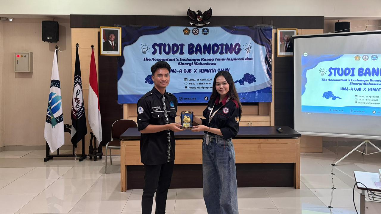Perkuat Jejaring Organisasi, HIMATA UMBY Gelar Studi Banding ke Universitas Janabadra