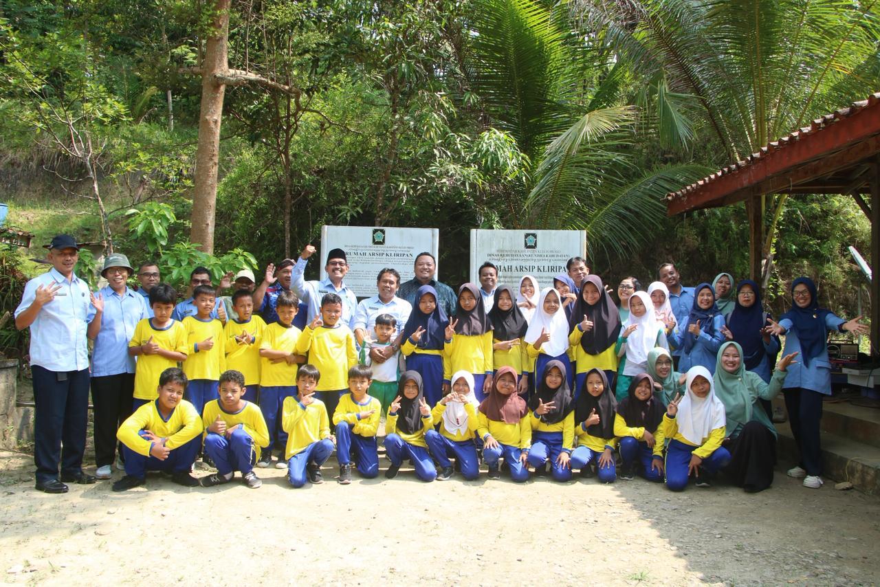 Ahli Geologi ITNY Kenalkan Warisan Tambang Kliripan