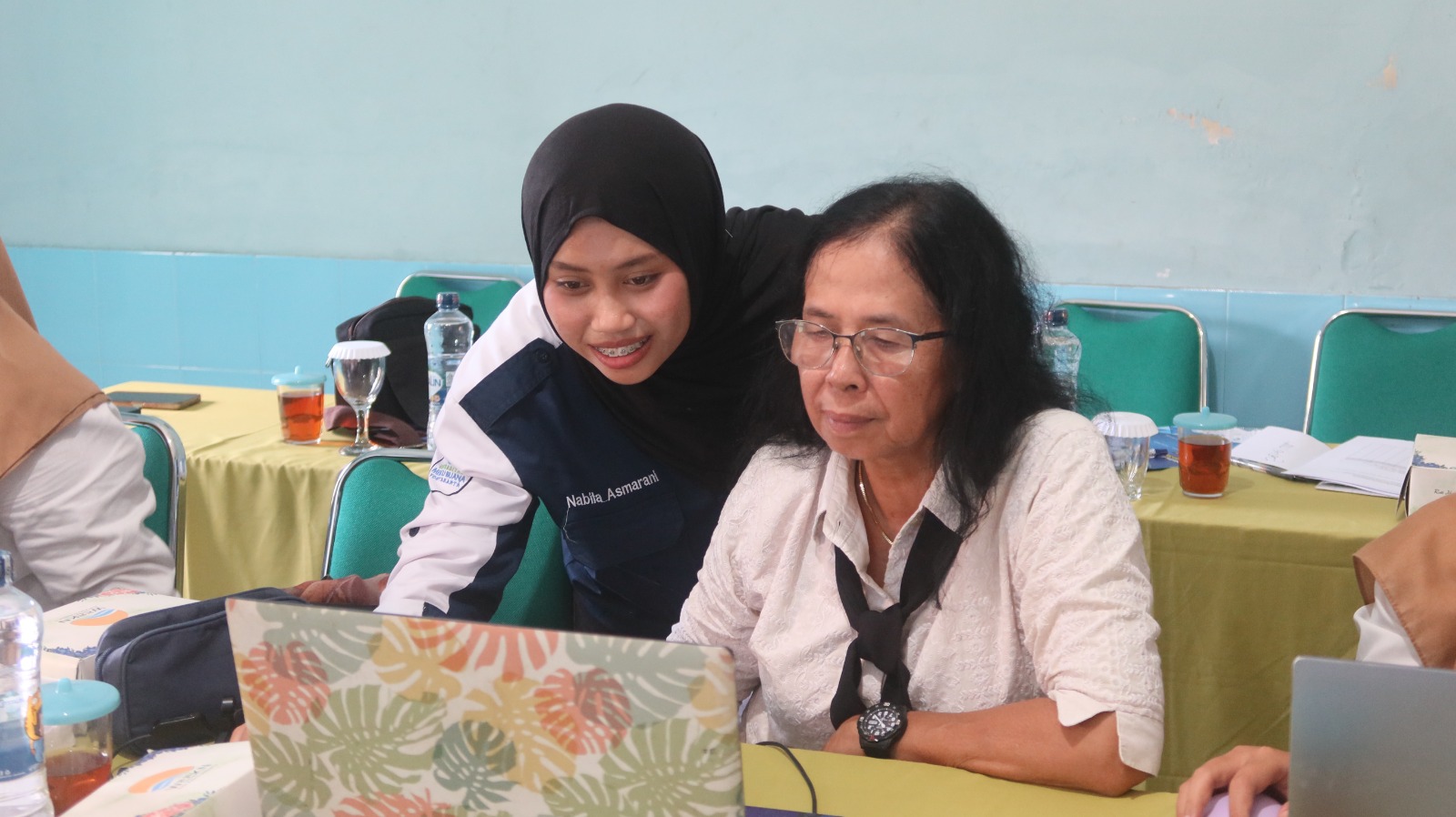 Tingkatkan Kualitas Pembelajaran Digital, Tim PkM UMBY Latih Guru SMA Dharma Amiluhur Bikin Animasi Canva