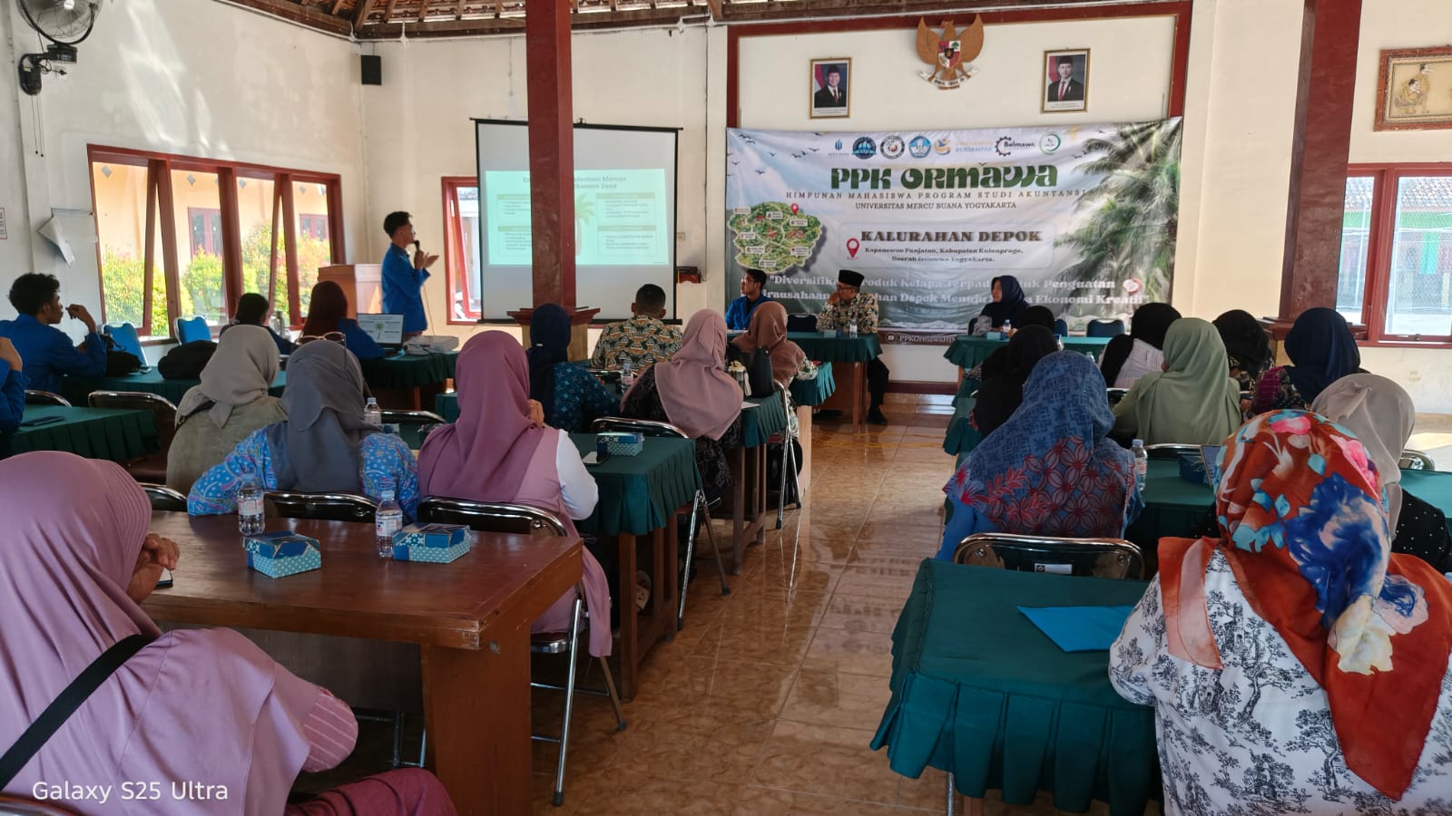 Lewat PPK Ormawa, HIMATA UMBY Dampingi Warga Kulon Progo Kembangkan Wirausaha Berbasis Kelapa