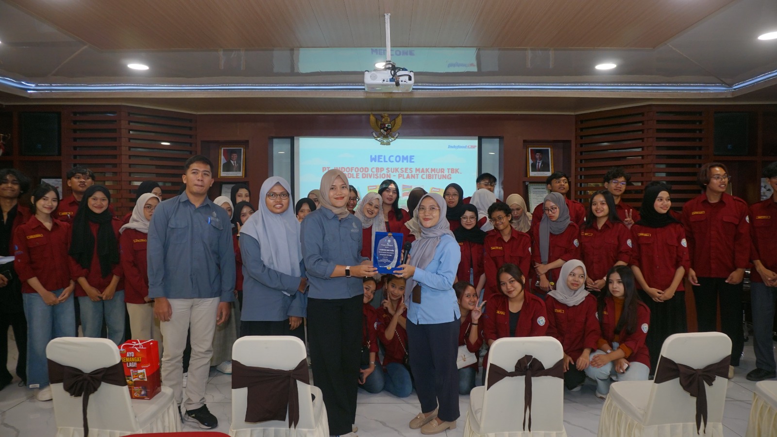 Kunjungi Dua Raksasa Pangan, Mahasiswa THP UMBY Bedah Teknologi Produksi Modern
