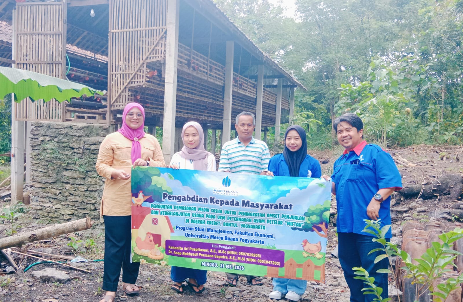 Dorong Omzet UKM di Bantul, Dosen UMBY Beri Pelatihan Digital Marketing hingga Bantuan Alat Usaha