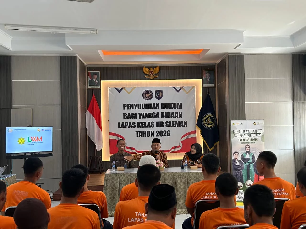 Fakultas Hukum UWM Hadir di Lapas, Tebar Literasi Hukum dan Donasikan Buku untuk Warga Binaan