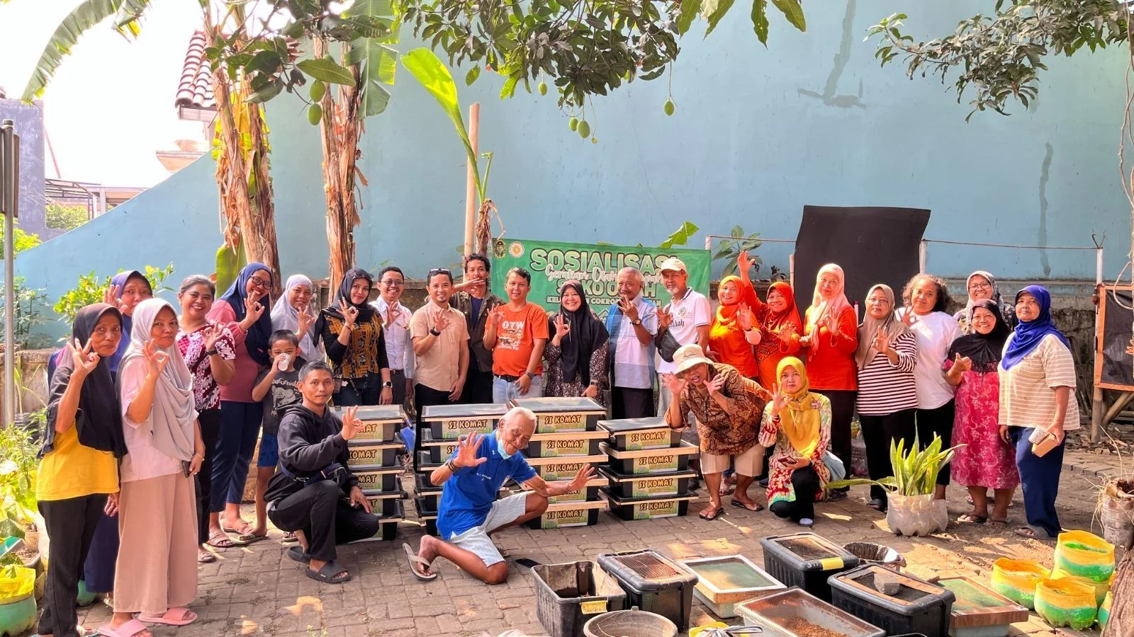 Kotak Maggot, UNU Jogja Dukung Ikhtiar Warga Cokrodiningratan Ubah Sampah Organik Jadi Sumber Ekonomi