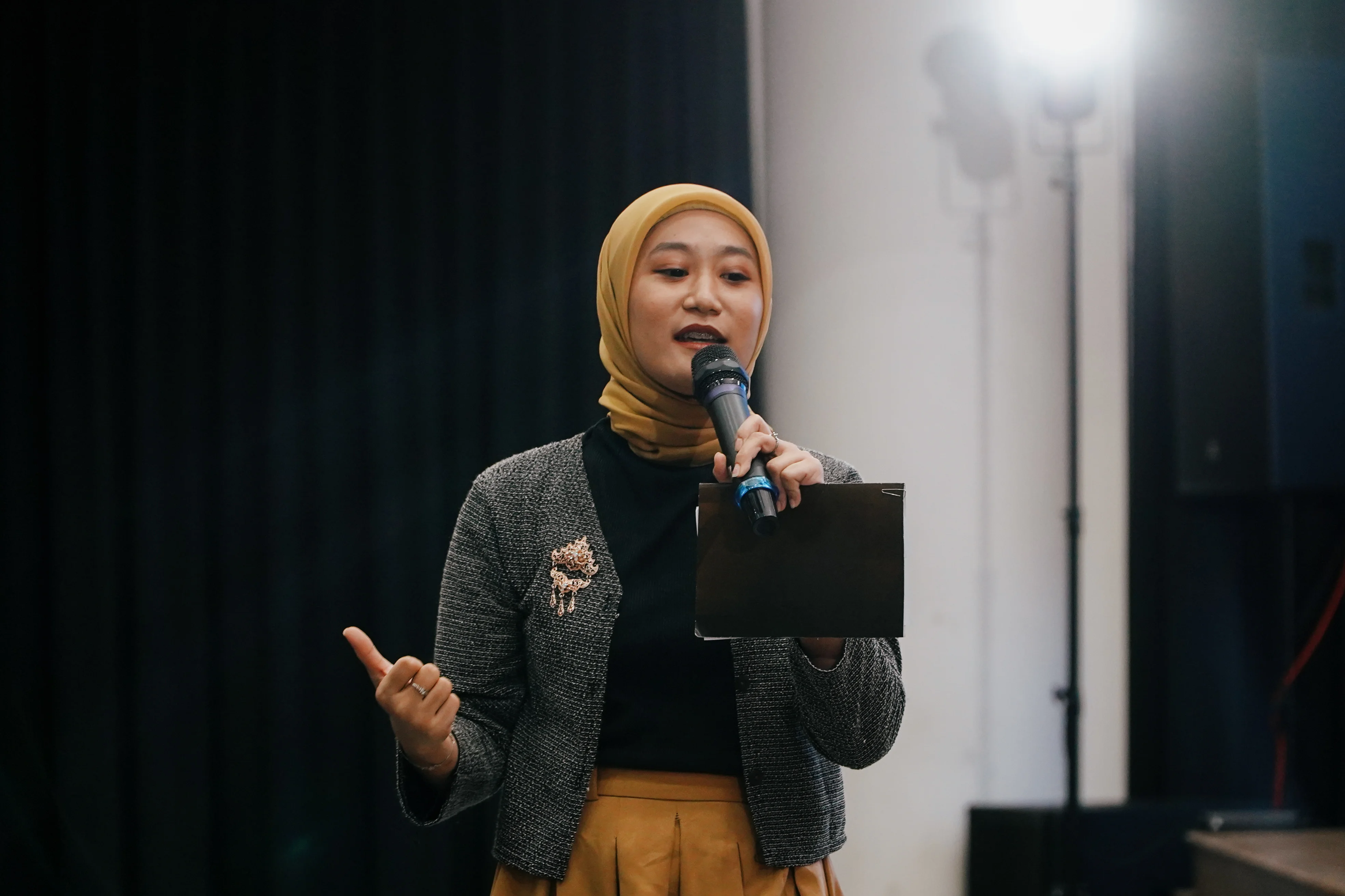 Sembilan Kali Ditolak, Alumni PGSD UNU Jogja Raih Beasiswa Studi ke Polandia