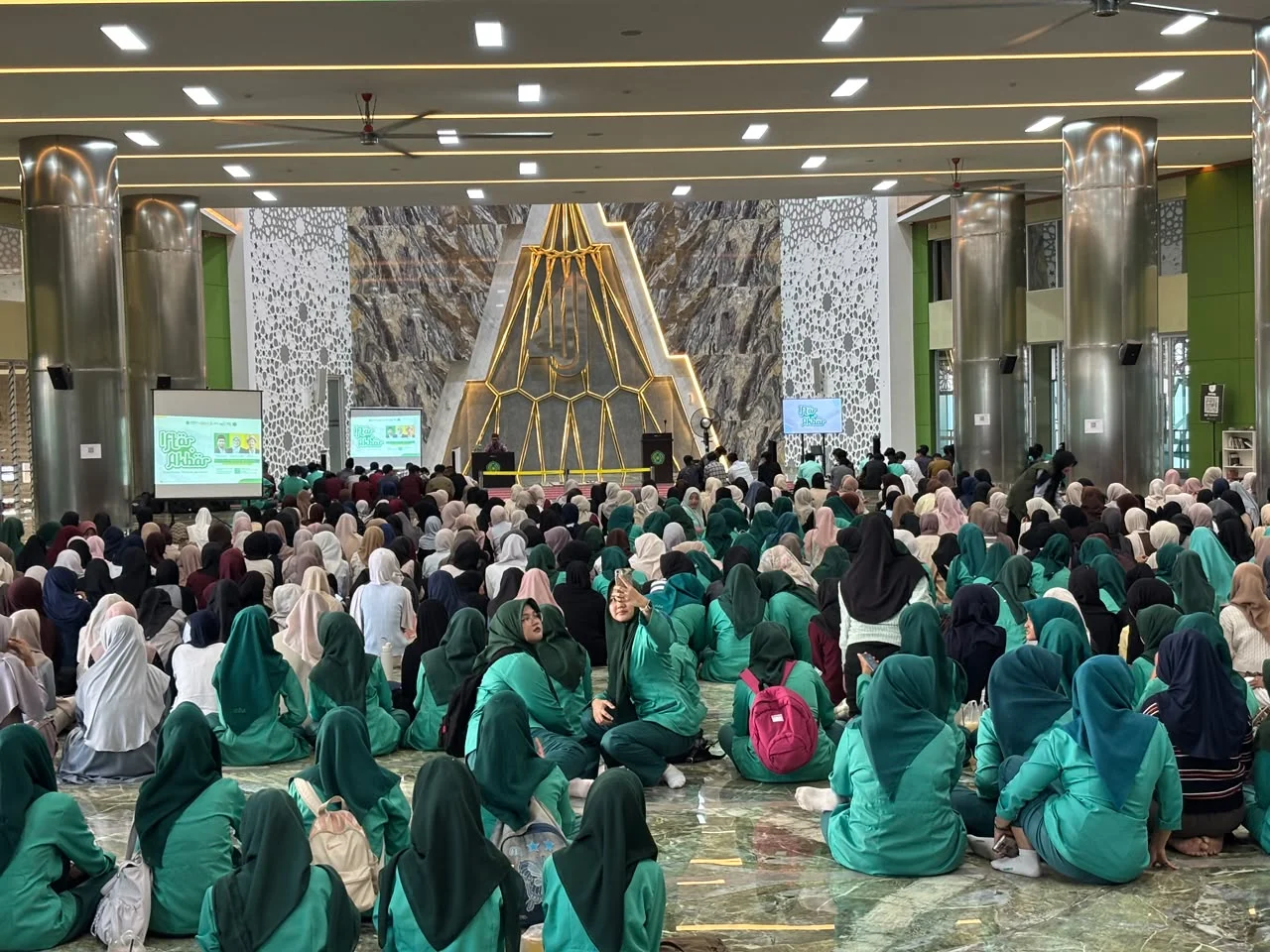 AIK Partisipatif Unisa, Belajar Agama Lewat Ibadah dan Aksi Nyata